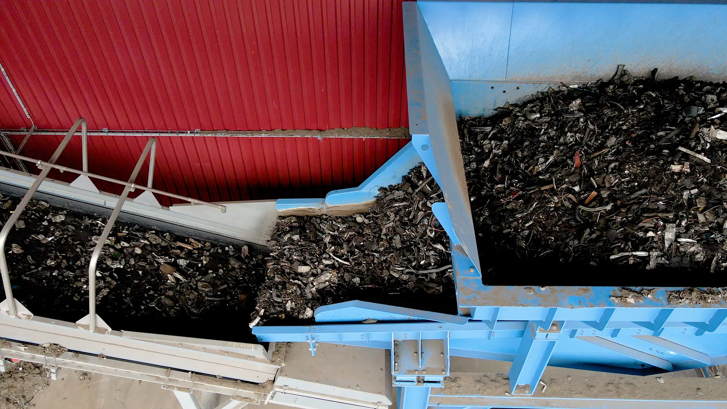 Der ActiveFEED liefert exakt die vom Sortiergerät benötigte Zielmenge - vollautomatisch und individuell abgestimmt auf das Sortiergerät und jeweilige Inputmaterial.