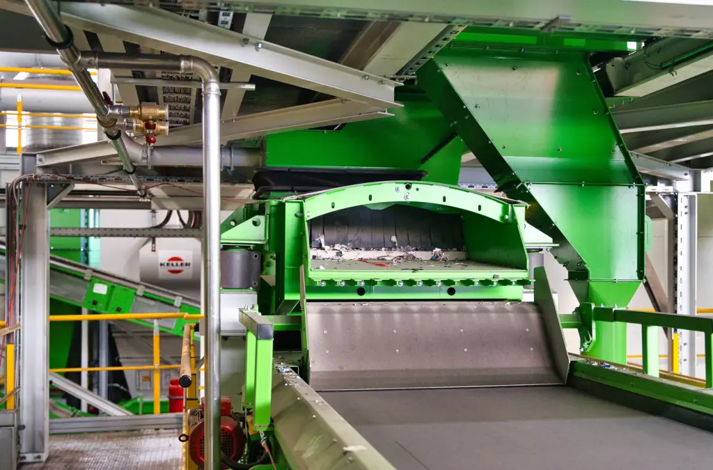 SPALECK Kombinationsgerät für Zuführung und Siebung im Recycling