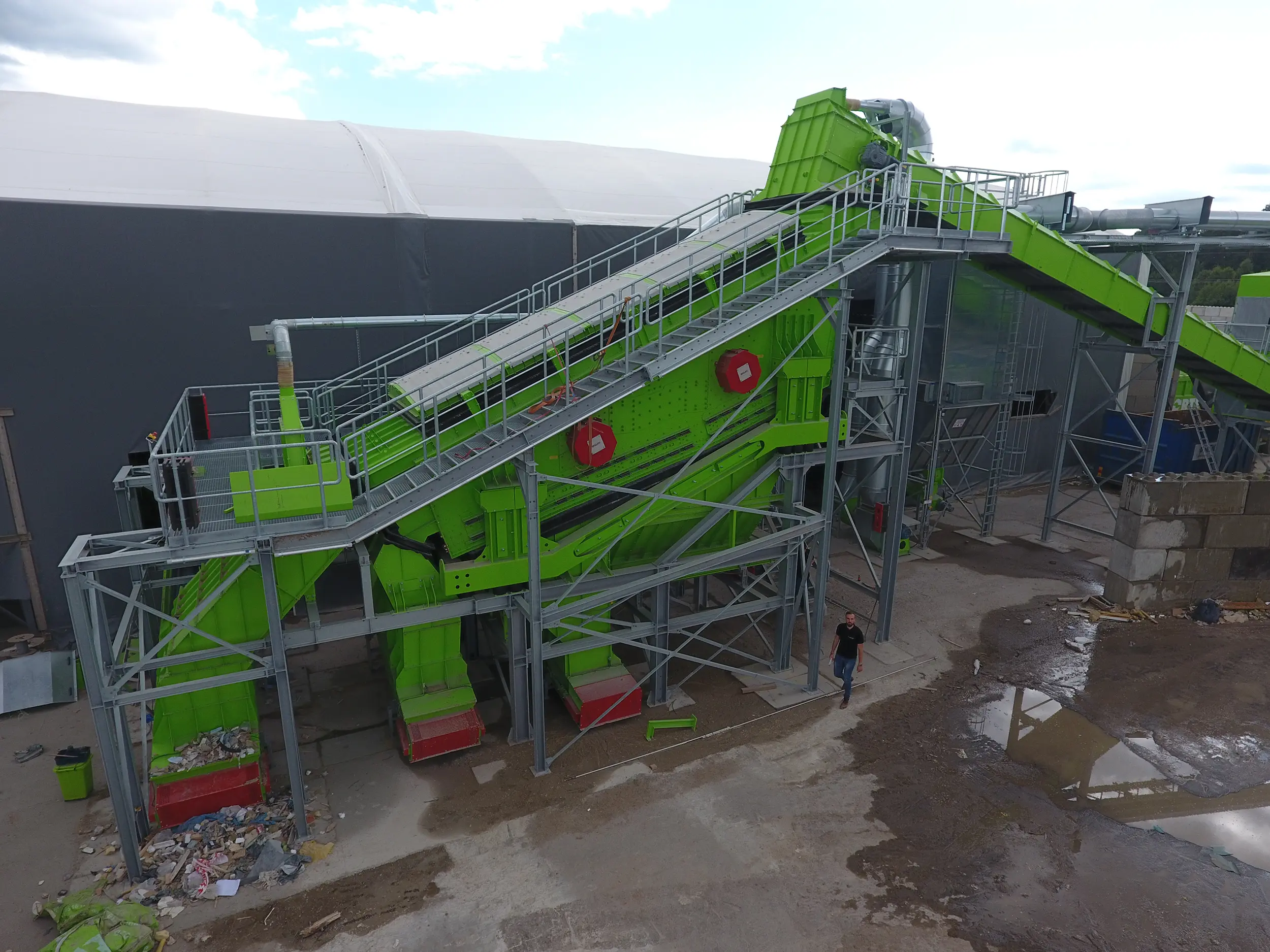 SPALECK Siebmaschine in einer Recyclingnanlage für Industrie- und Gewerbeabfälle